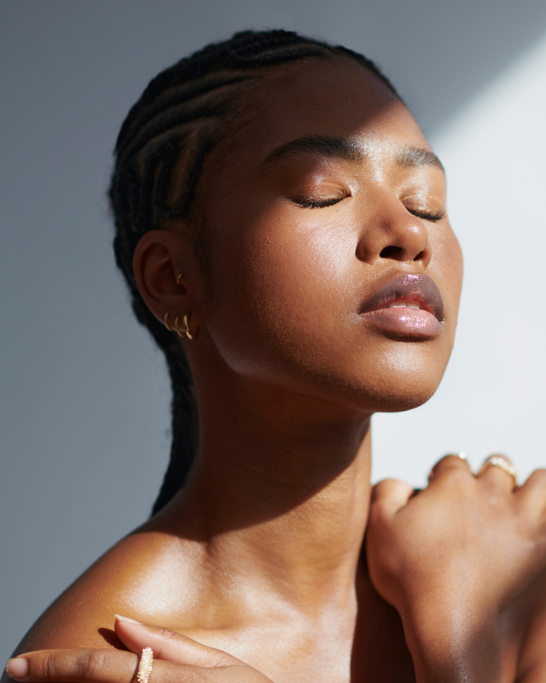 The Art of Flow: Using the H Salon Gua Sha for Lymphatic Drainage