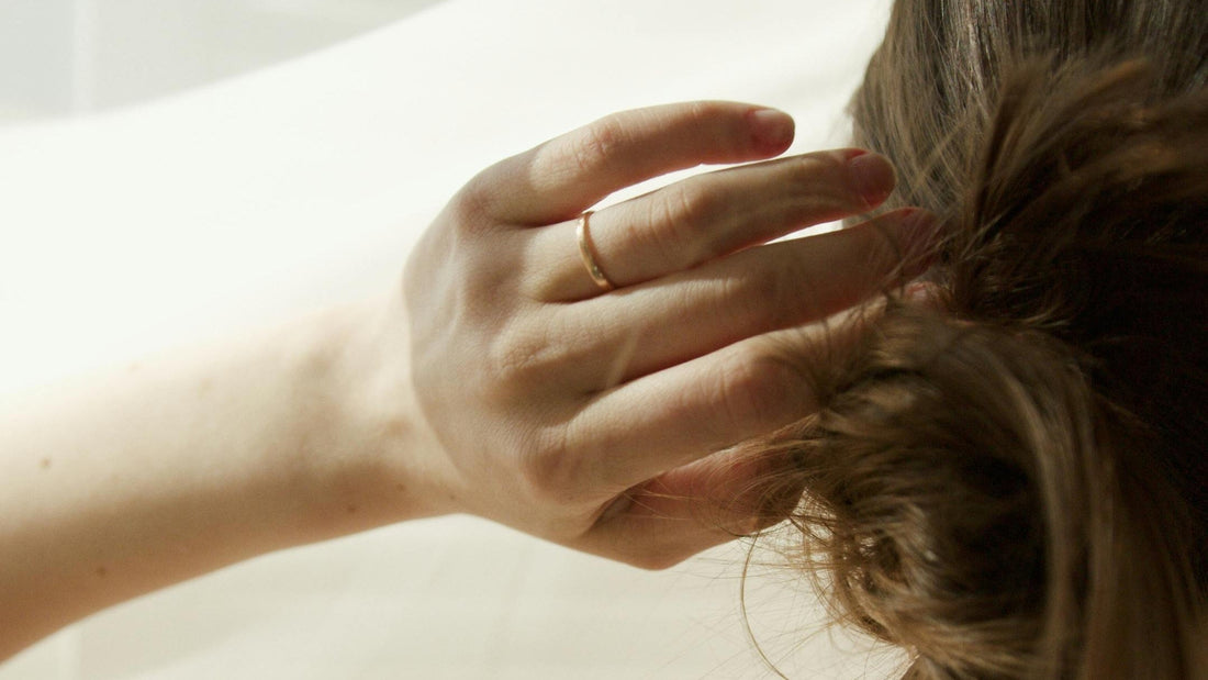 Navigating Scalp Sensitivity: A Guide to Identifying Triggers and Building a Soothing Routine