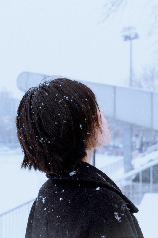 The Winter Scalp: A Scientific Guide to Protecting Your Scalp from Cold, Dry Air
